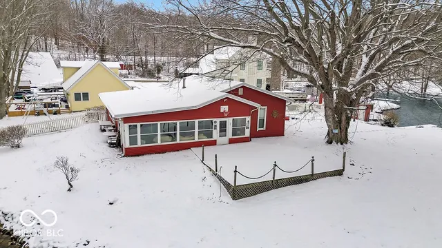 $1,350,000 | 9405 East Southshore Drive, Unionville, IN 47468