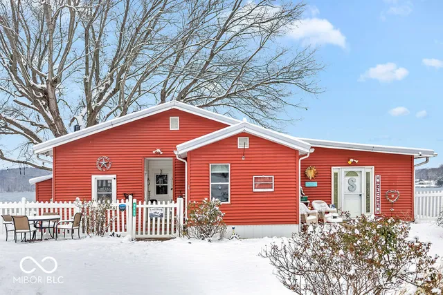 $1,350,000 | 9405 East Southshore Drive, Unionville, IN 47468