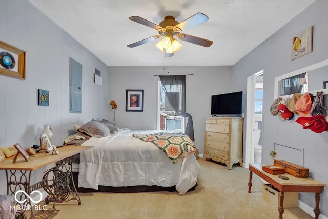 $1,350,000 | 9405 East Southshore Drive, Unionville, IN 47468