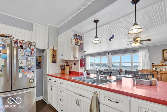 $1,350,000 | 9405 East Southshore Drive, Unionville, IN 47468