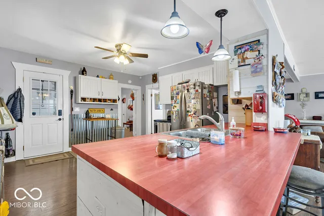 $1,350,000 | 9405 East Southshore Drive, Unionville, IN 47468