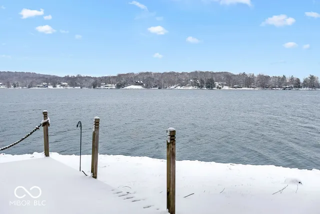 $1,350,000 | 9405 East Southshore Drive, Unionville, IN 47468