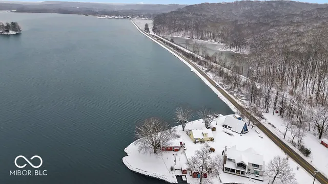 $1,350,000 | 9405 East Southshore Drive, Unionville, IN 47468