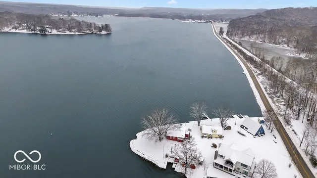 $1,350,000 | 9405 East Southshore Drive, Unionville, IN 47468