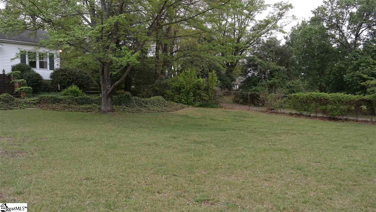 219 St Mark Road Taylors, SC 29687 - Photo 3 of 22 Gallery Image 3