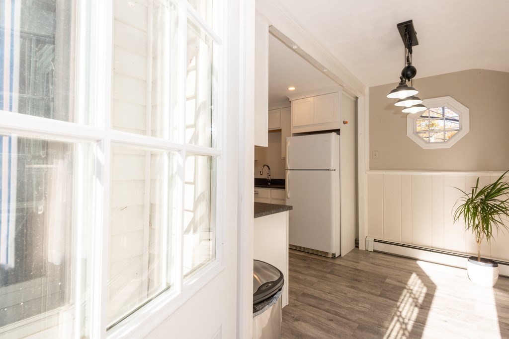 24 Wolf Hill Road Gloucester, MA 01930 - Photo 13 of 22