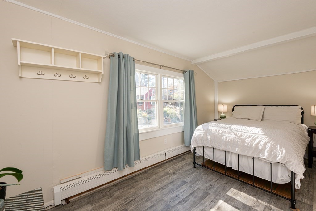 24 Wolf Hill Road Gloucester, MA 01930 - Photo 20 of 22