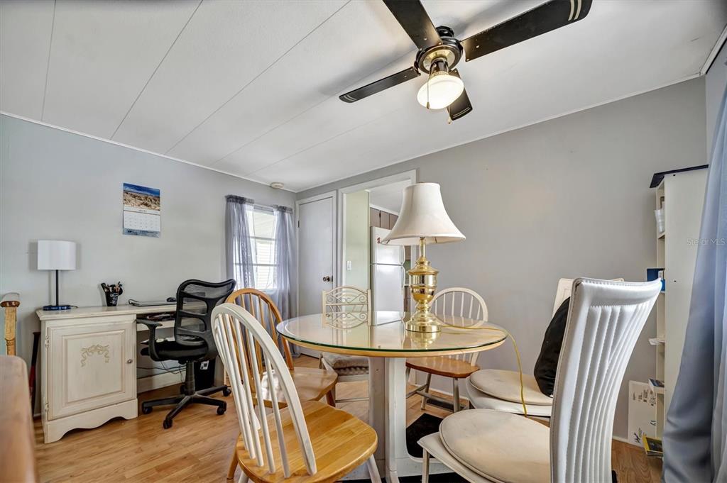 122 East St Annes Circle Apollo Beach, FL 33572 - Photo 11 of 32