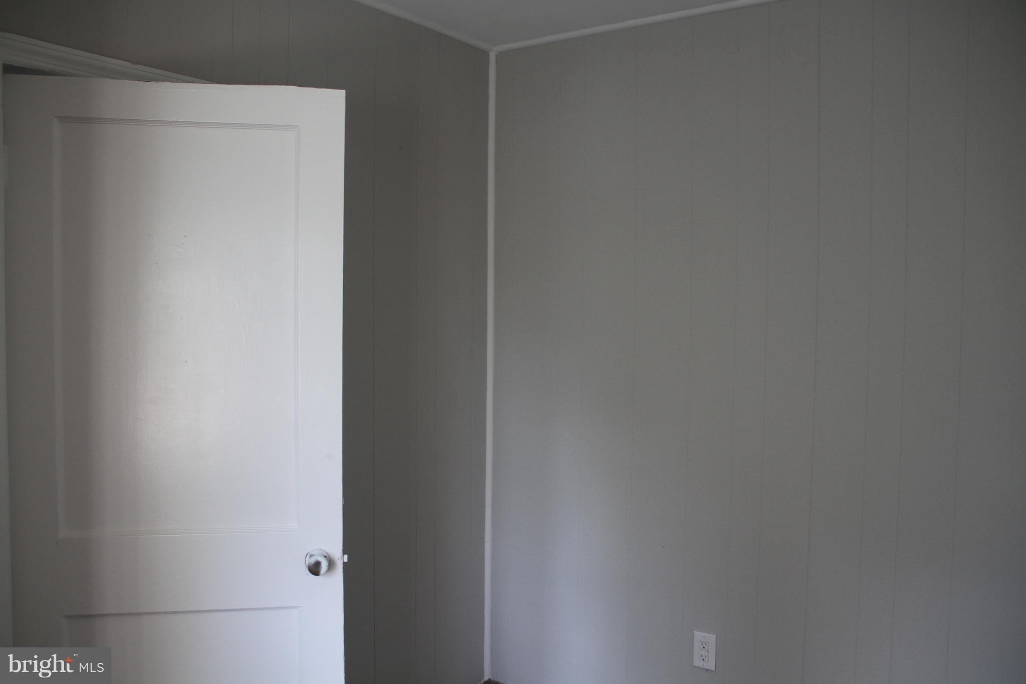 735 East Cold Spring Lane Baltimore, MD 21212 - Photo 9 of 12 3 rd Bedroom