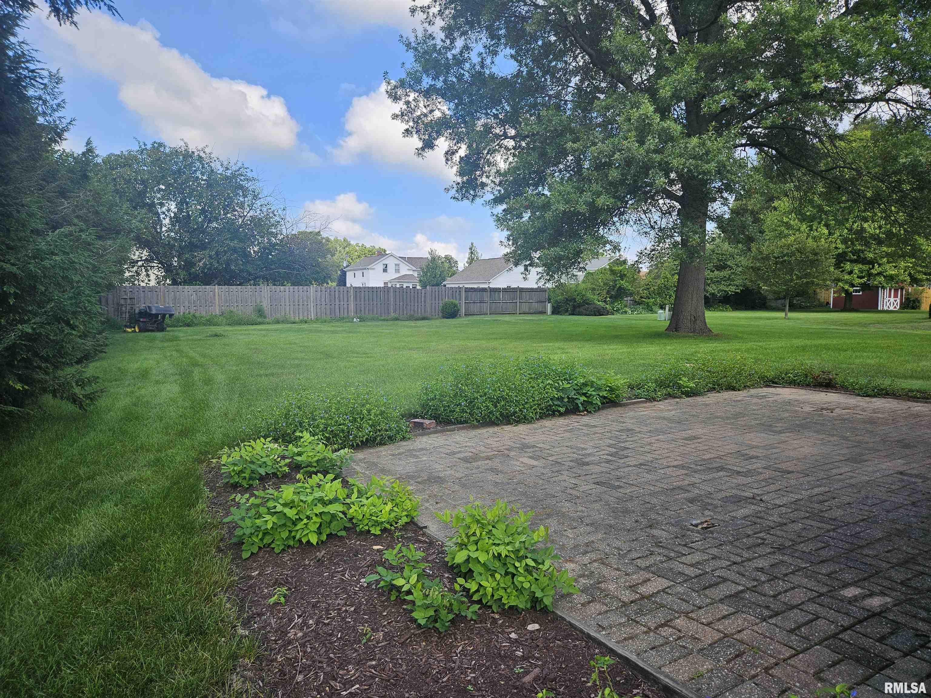 909 South Spring Street Geneseo, IL 61254 - Photo 3 of 56