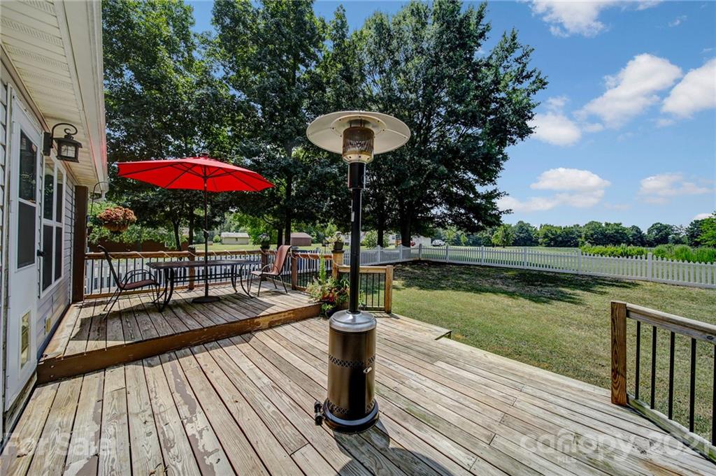 11900 Sam Black Road Midland, NC 28107 - Photo 27 of 39 Gallery Image 27