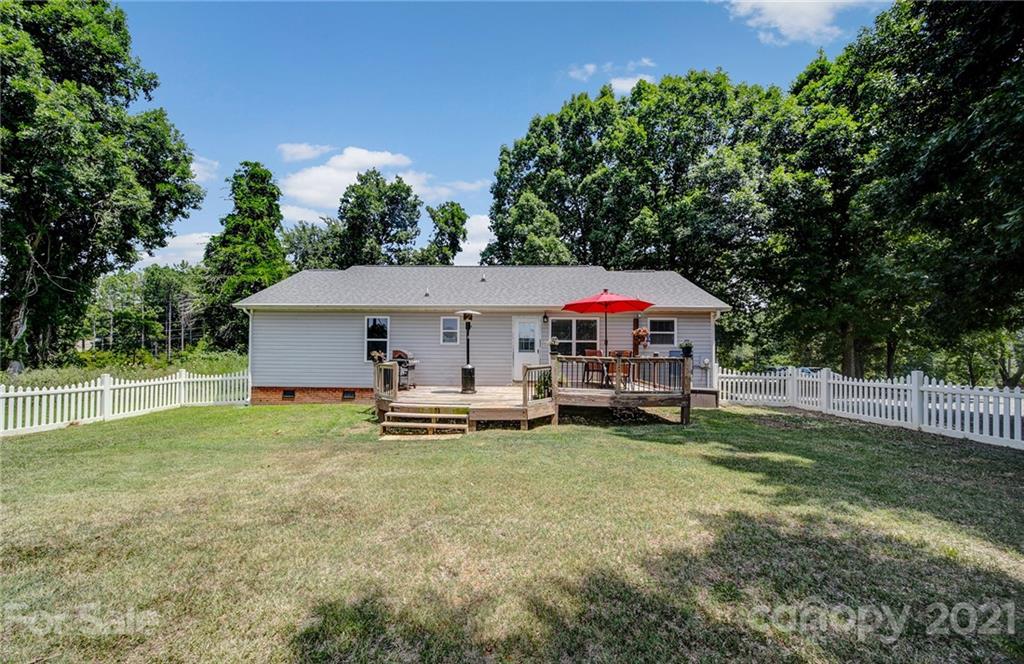 11900 Sam Black Road Midland, NC 28107 - Photo 30 of 39 Gallery Image 30