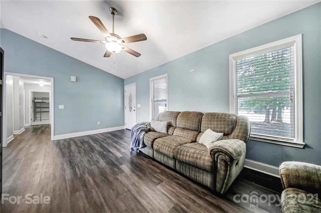 11900 Sam Black Road Midland, NC 28107 - Photo 4 of 39 Gallery Image 4