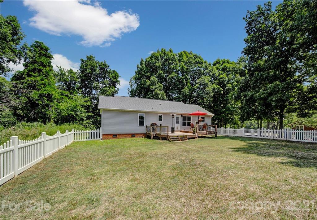 11900 Sam Black Road Midland, NC 28107 - Photo 31 of 39 Gallery Image 31