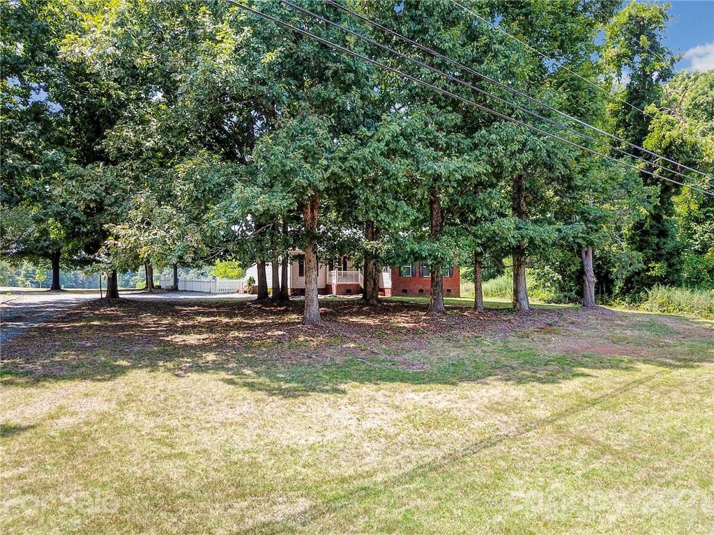11900 Sam Black Road Midland, NC 28107 - Photo 33 of 39 Gallery Image 33