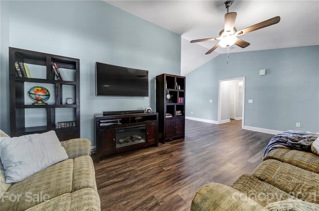11900 Sam Black Road Midland, NC 28107 - Photo 7 of 39 Gallery Image 7