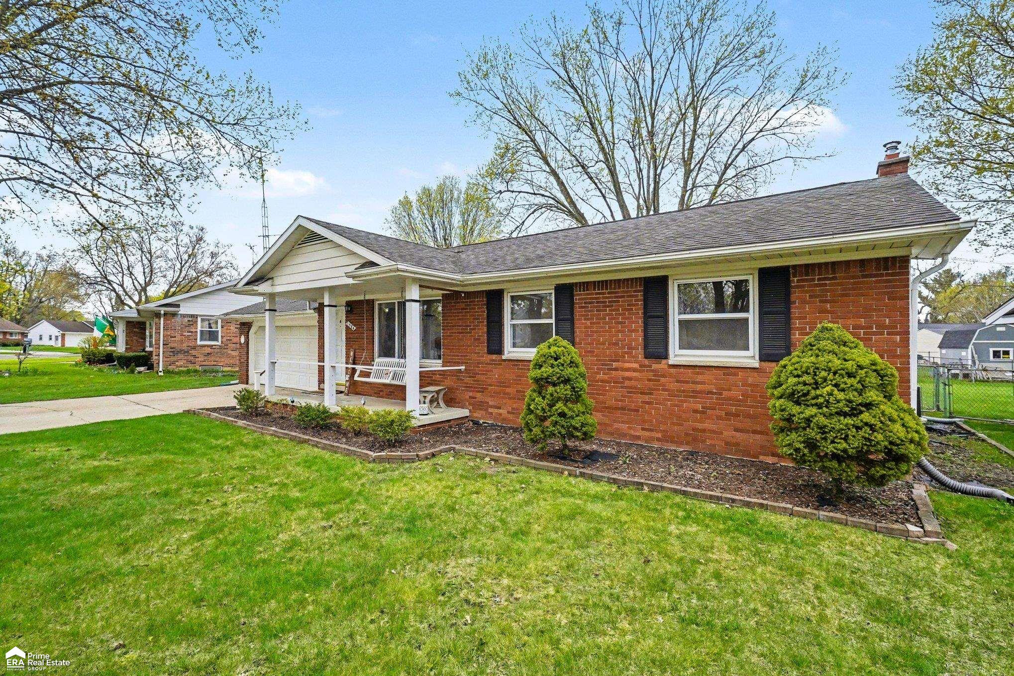 1384 Williamsburg Road Flint, MI 48507 - Photo 4 of 35 Gallery Image 4