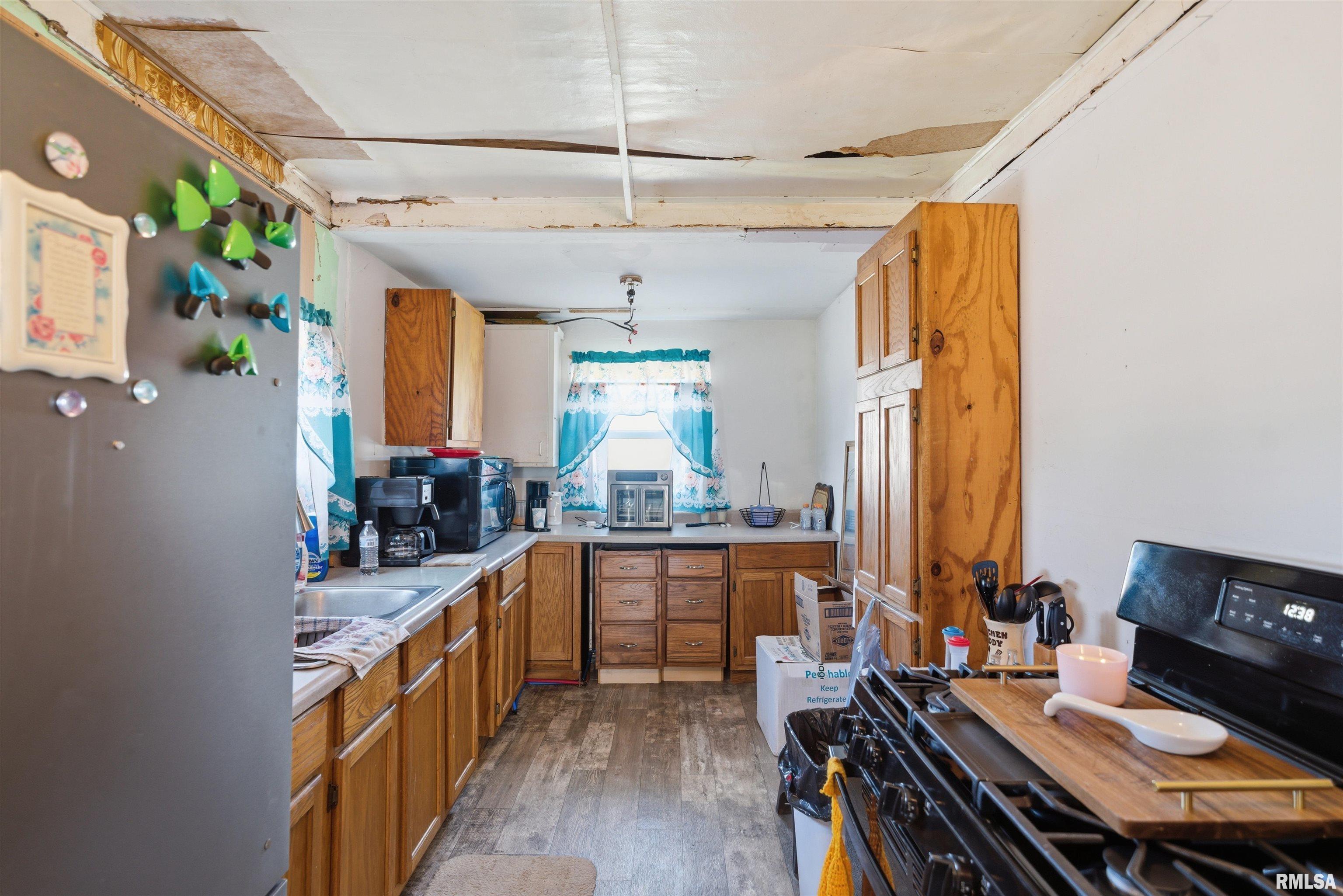 736 Washington Street Minonk, IL 61760 - Photo 5 of 20