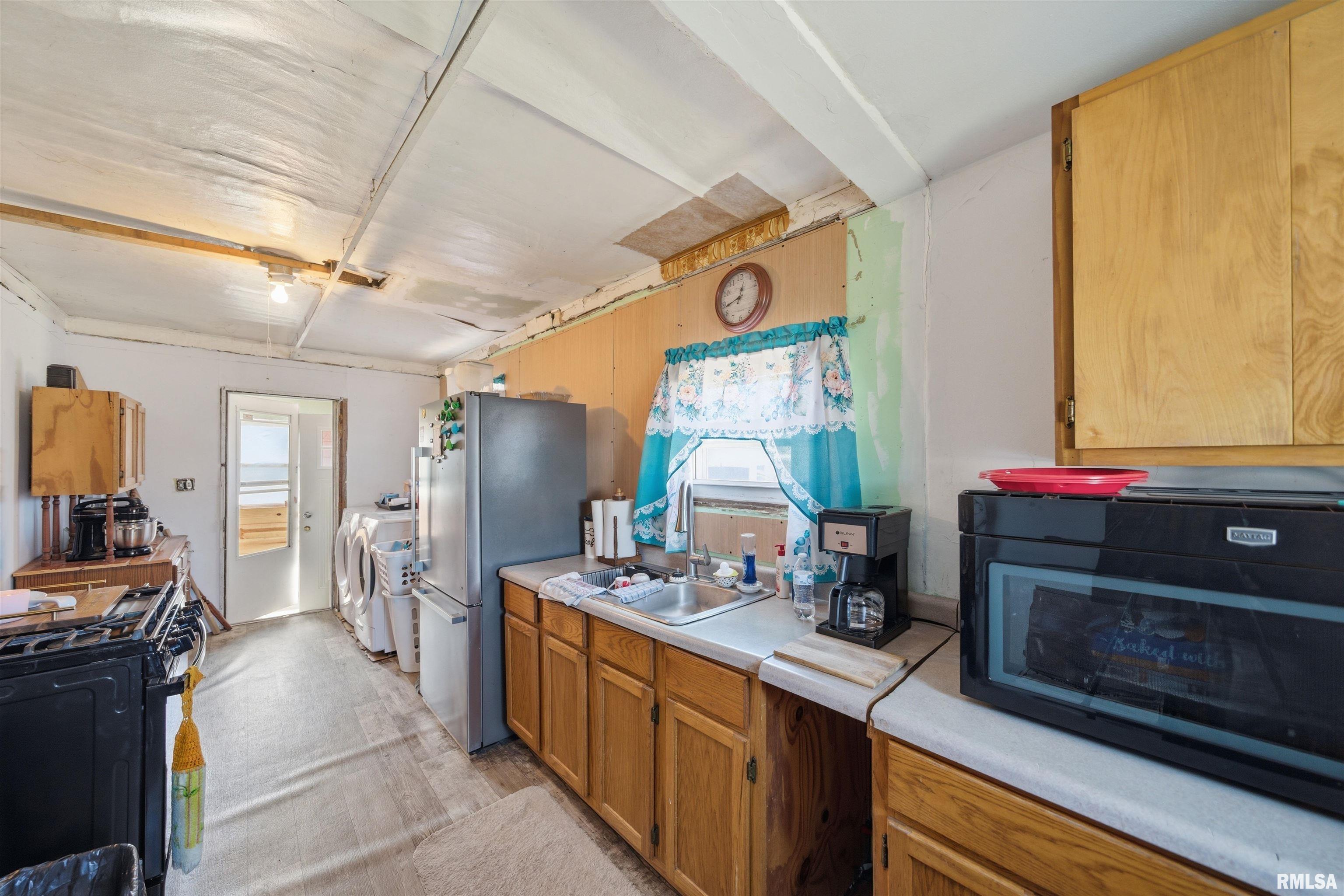 736 Washington Street Minonk, IL 61760 - Photo 7 of 20