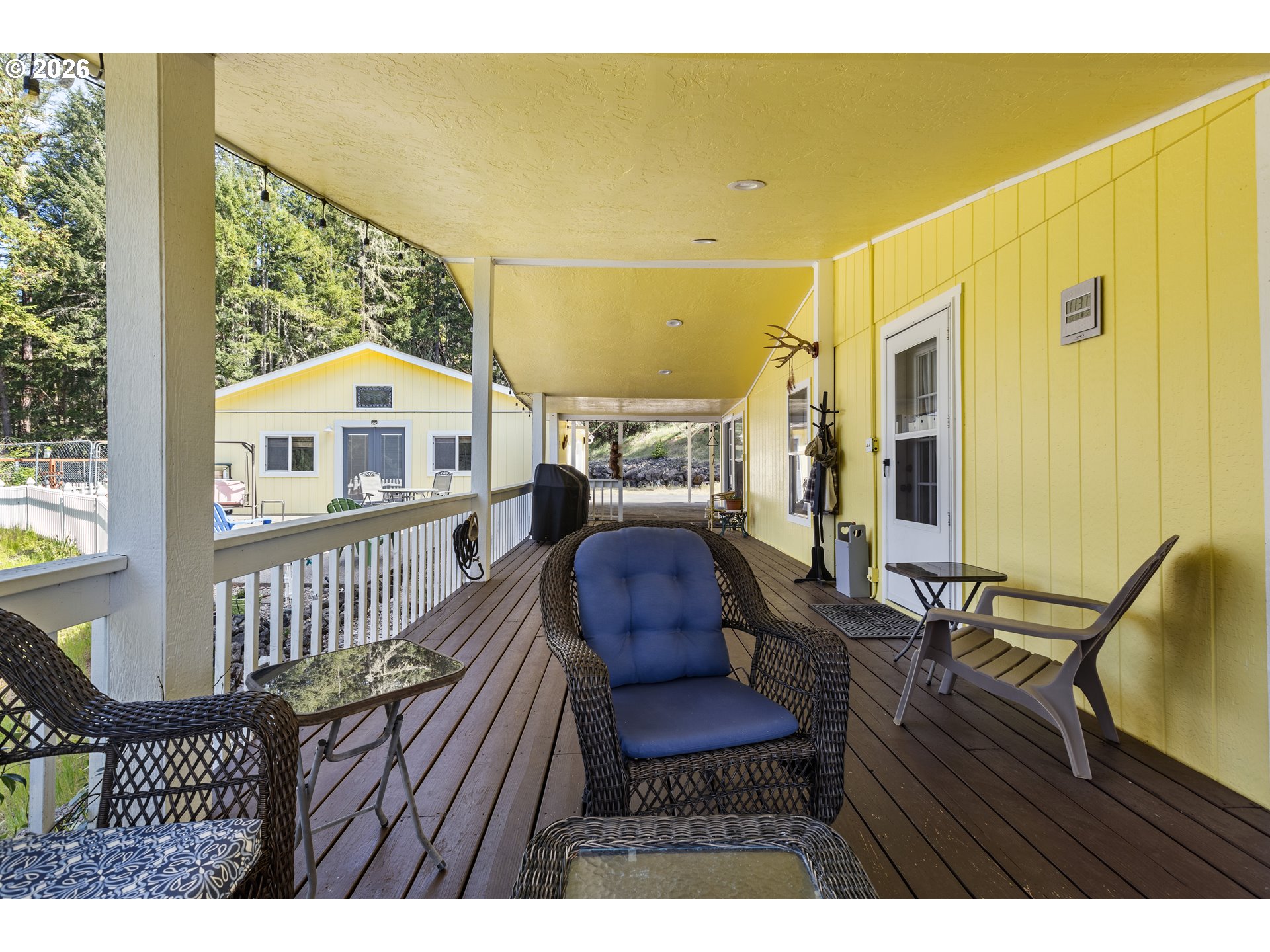 1160 Cleveland Loop Road Roseburg, OR 97471 - Photo 12 of 41