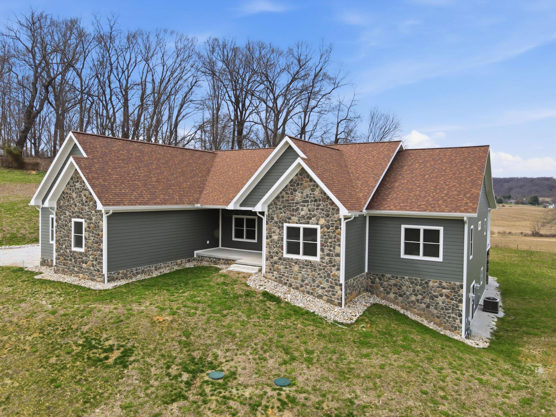 3597 Country Club Road Southwest Lancaster, OH 43130 - Photo 13 of 65 3597CountryClubRdSW_68353_13