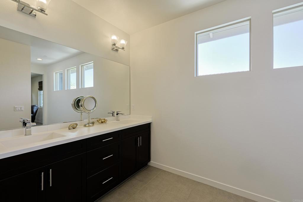 2037 Tango Loop, Unit 2 Chula Vista, CA 91915 - Photo 26 of 60