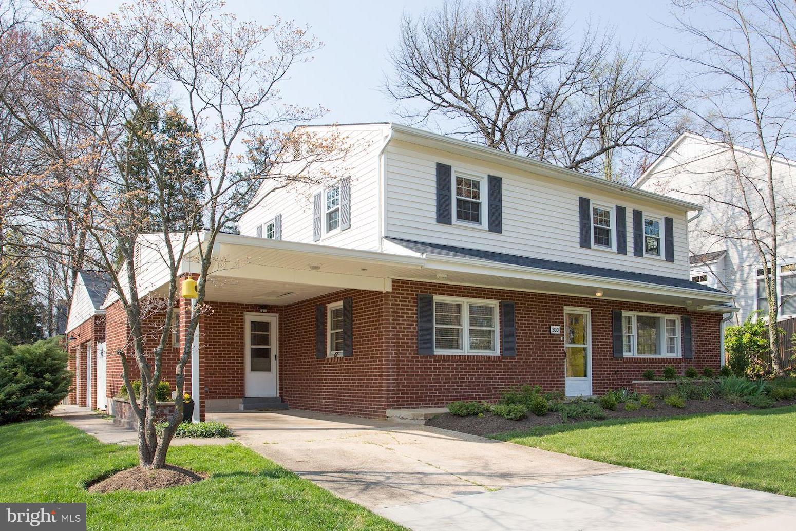 300 Adahi Road Southeast Vienna, VA 22180 - Photo 1 of 28 Exterior (Front)