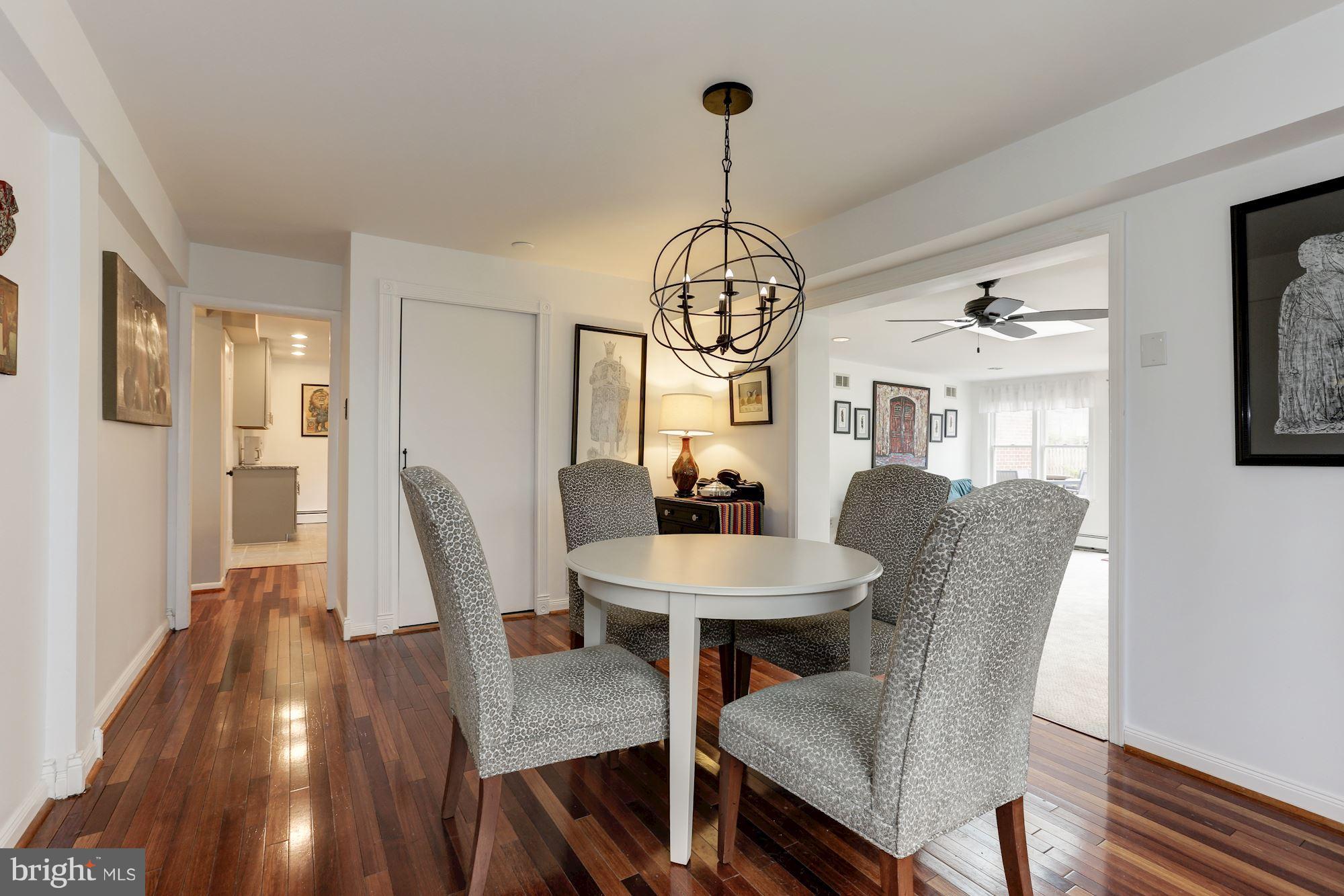 300 Adahi Road Southeast Vienna, VA 22180 - Photo 11 of 28 Dining Room
