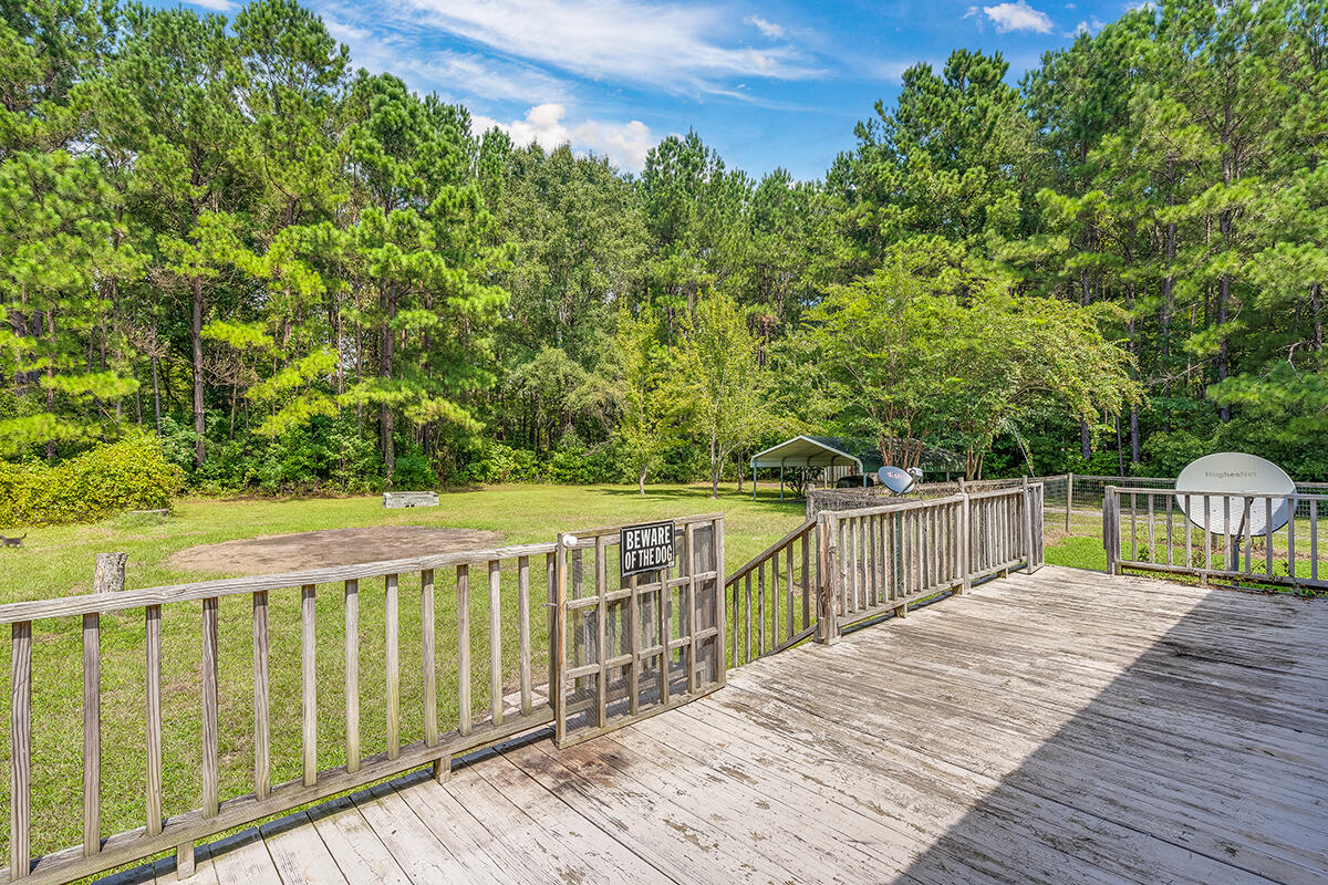 1138 Edgewater Road Pineville, SC 29468 - Photo 26 of 31 26