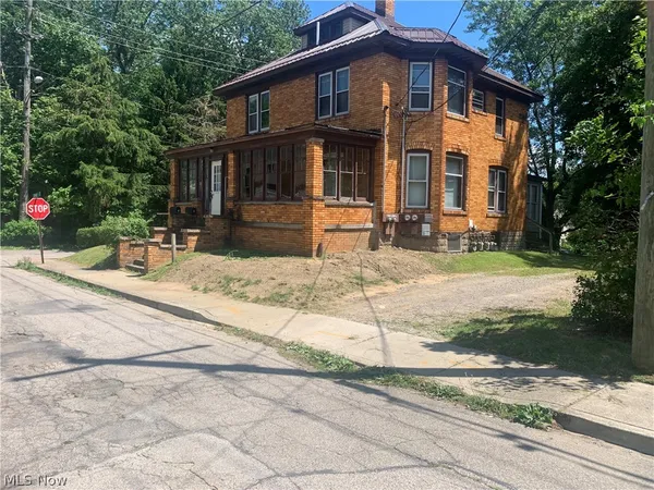 $169,000 | 145 Grant Street, Conneaut, OH 44030