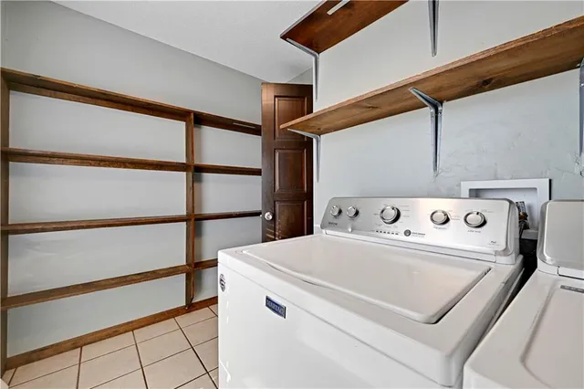 $325,000 | 10 Northwest 80th Street, Kansas City, MO 64118