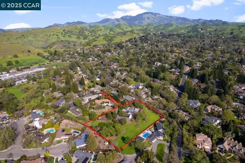 $2,650,000 | 1101 Scots Lane, Walnut Creek, CA 94596