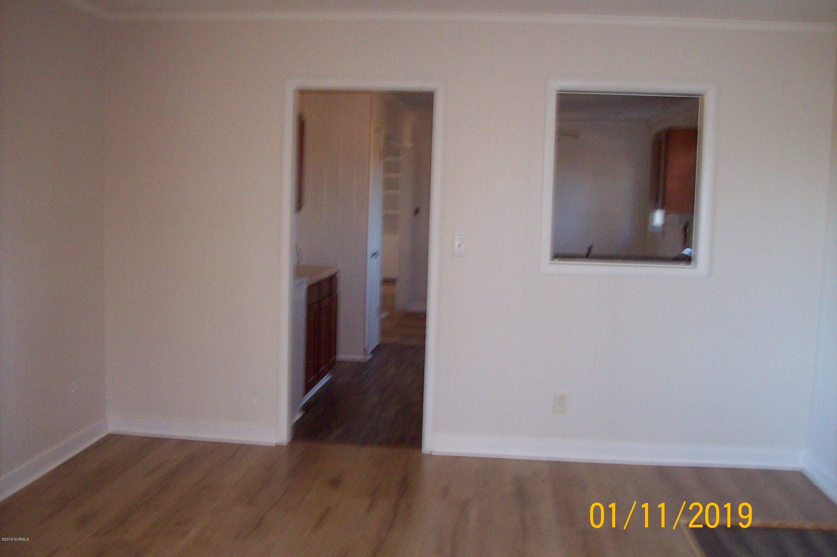 328 Providence Church Road Teachey, NC 28464 - Photo 11 of 25 100_3158