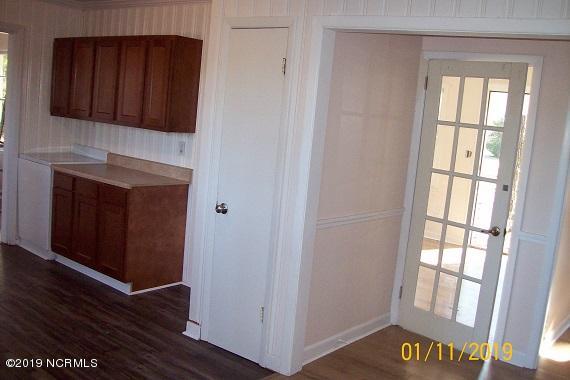 328 Providence Church Road Teachey, NC 28464 - Photo 13 of 25 100_3160
