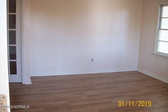 328 Providence Church Road Teachey, NC 28464 - Photo 16 of 25 100_3163