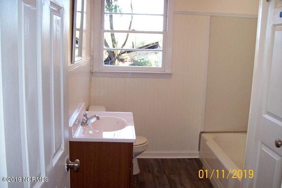 328 Providence Church Road Teachey, NC 28464 - Photo 18 of 25 100_3165