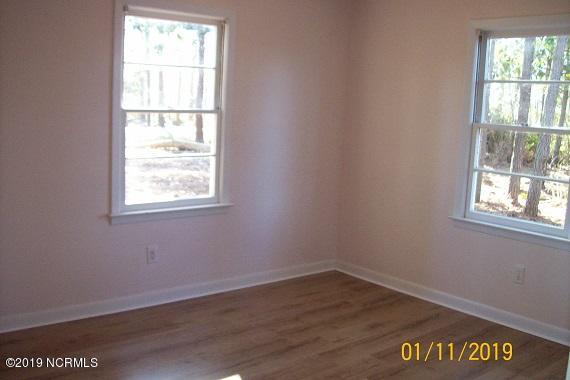 328 Providence Church Road Teachey, NC 28464 - Photo 20 of 25 100_3167