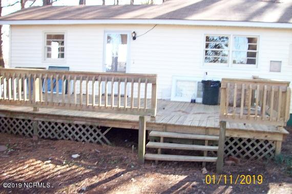 328 Providence Church Road Teachey, NC 28464 - Photo 3 of 25 100_3150