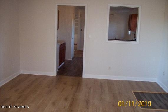 328 Providence Church Road Teachey, NC 28464 - Photo 10 of 25 100_3157