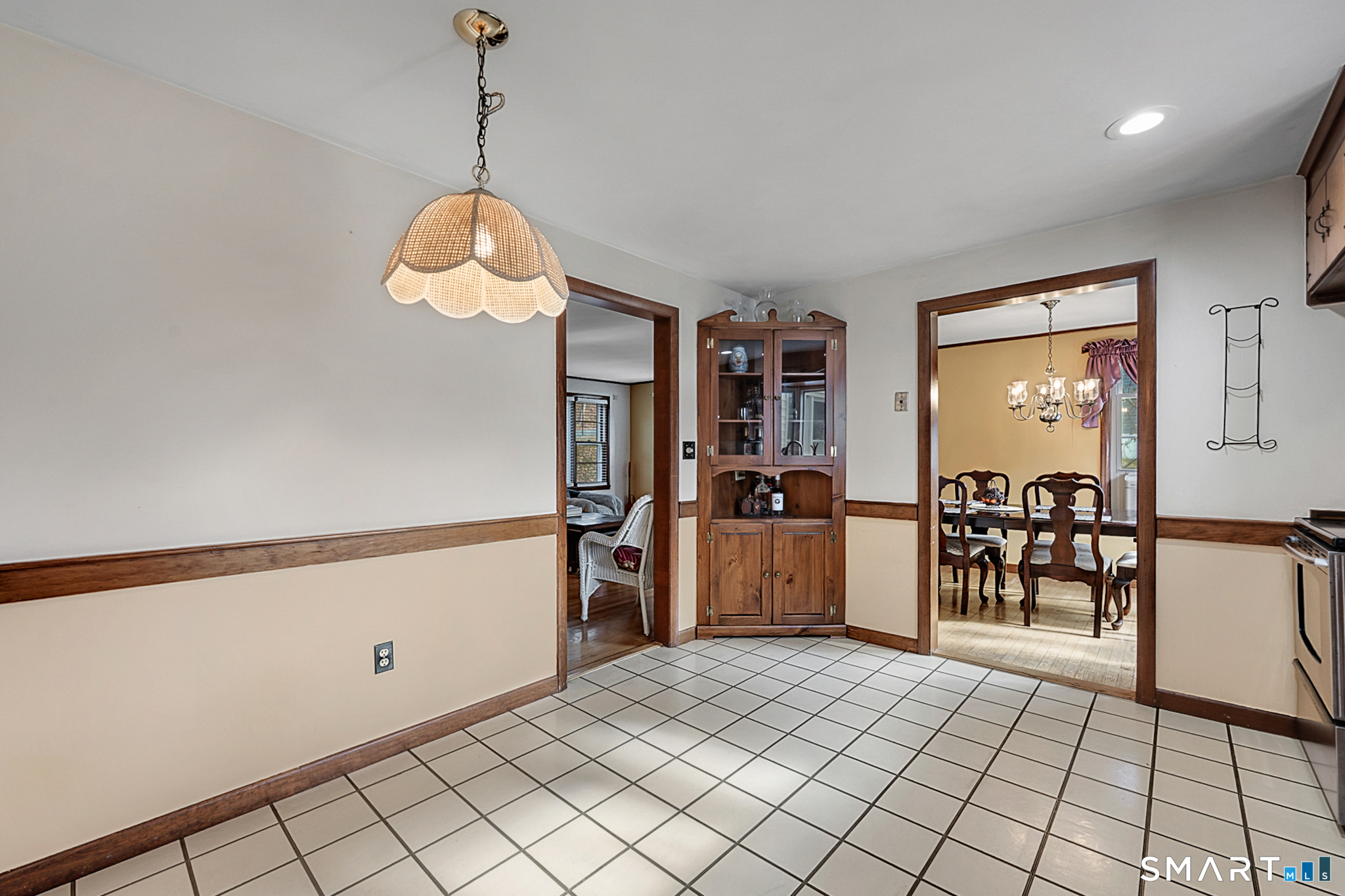 103 Hollow Road Watertown, CT 06795 - Photo 7 of 31