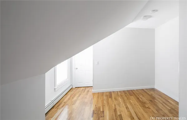 $2,300 | 30 Preston Street, Unit 3, Providence, RI 02906