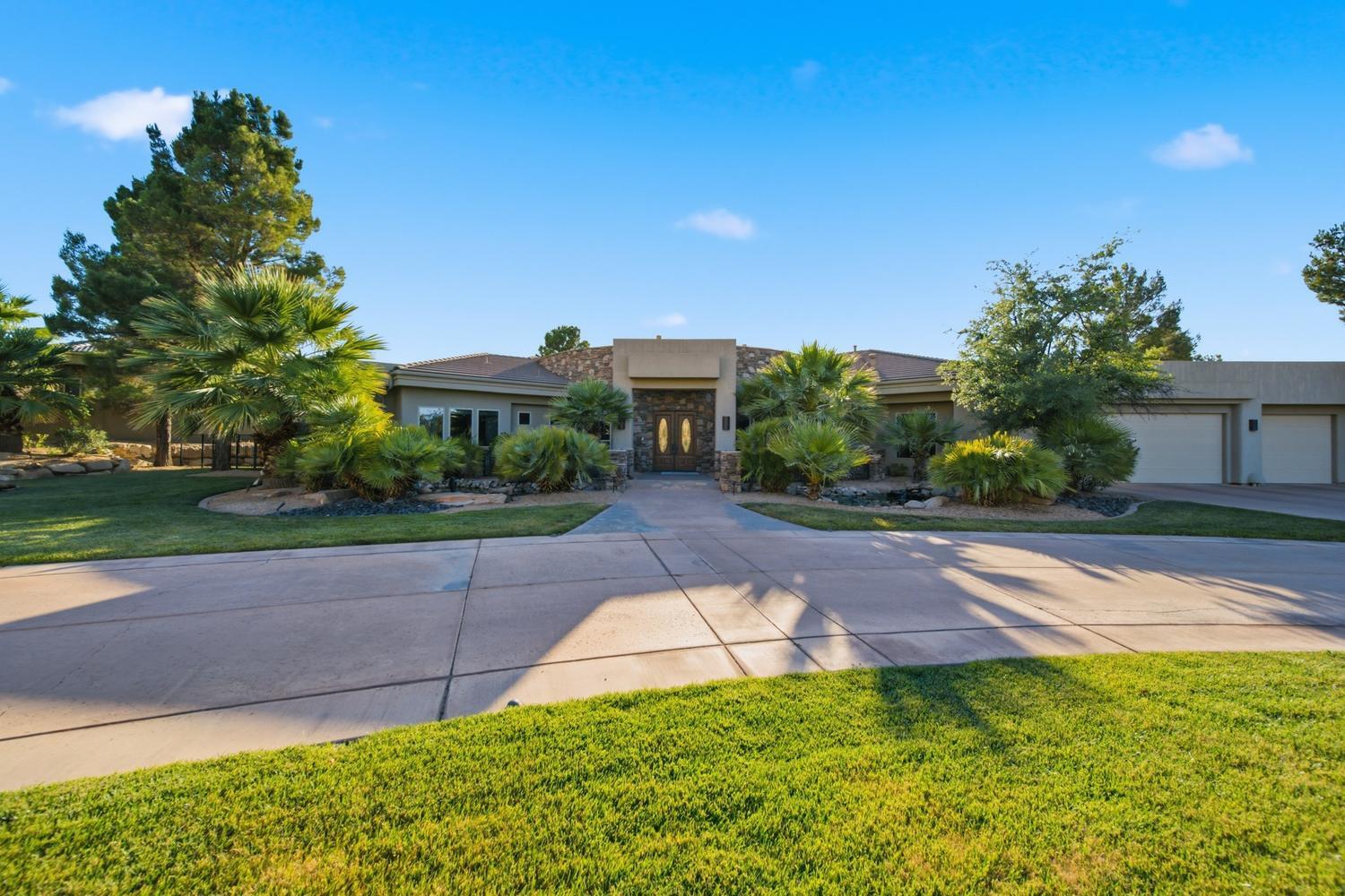 1536 Cliff Point Circle St. George, UT 84790 - Photo 3 of 24 003-110-Stone Cliff Estate-1500x1000