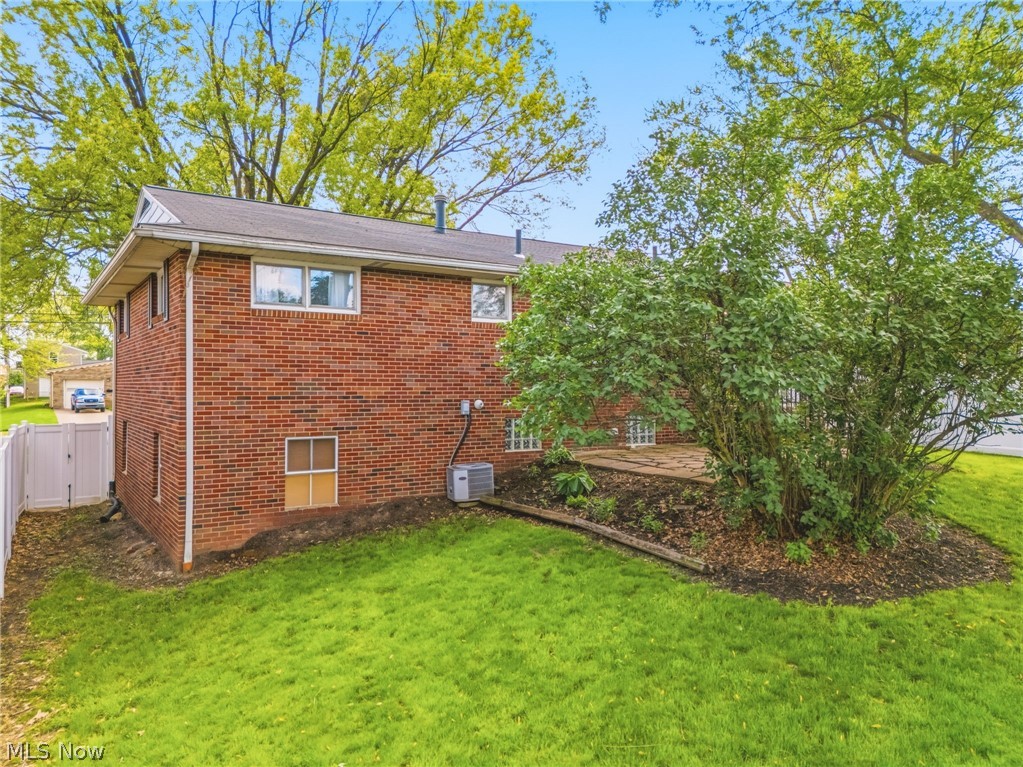 2621 16th Street Northwest Canton, OH 44708 - Photo 24 of 31