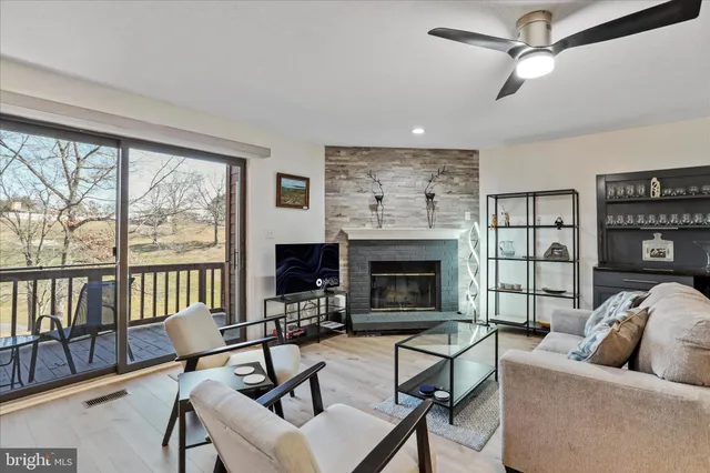 $242,500 | 256 Tecumseh Trail, Hedgesville, WV 25427