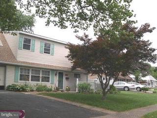 35 Cotton Road Levittown, PA 19057 - Photo 1 of 6