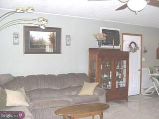 35 Cotton Road Levittown, PA 19057 - Photo 2 of 6
