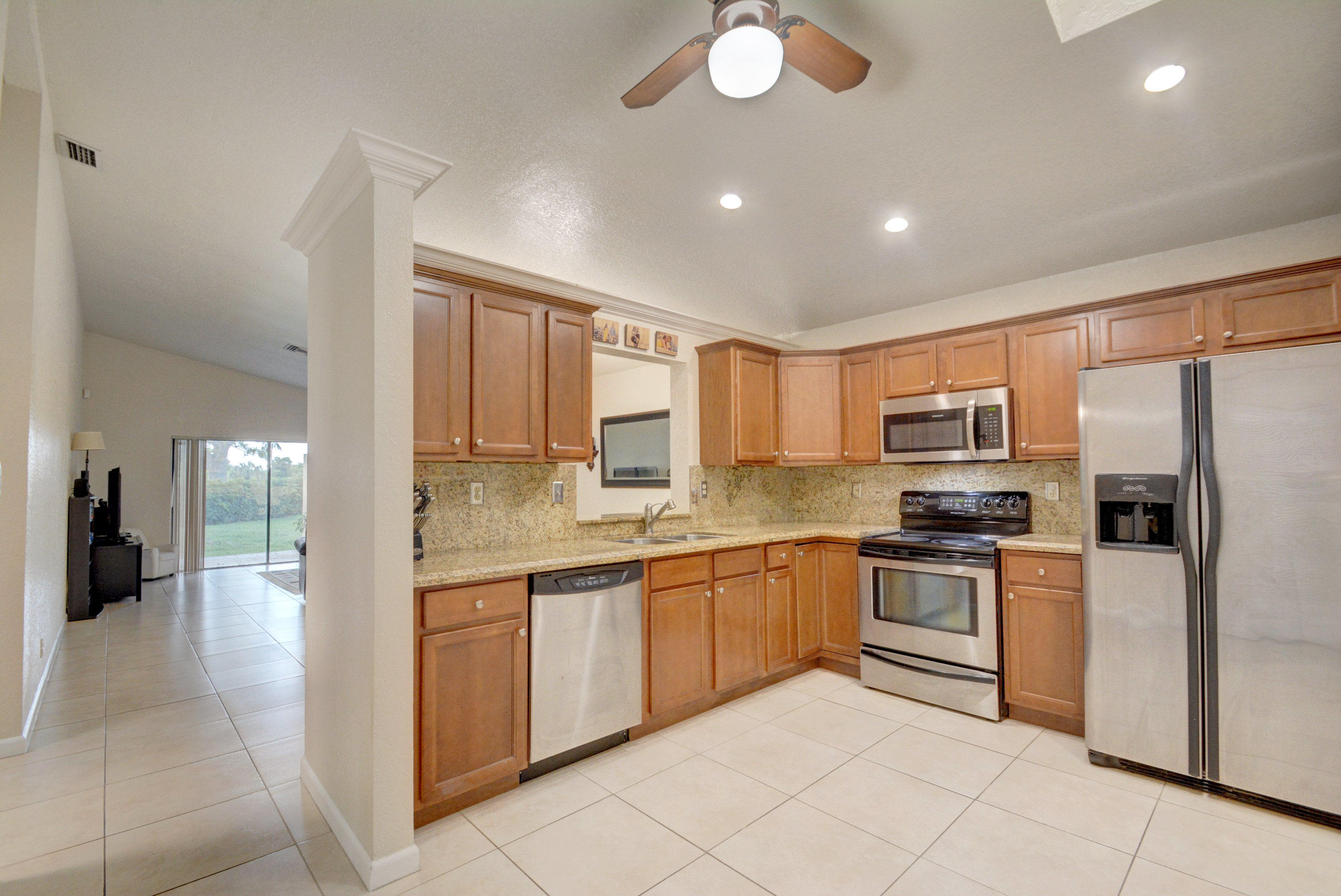 11810 Timbers Way, Unit 50A Boca Raton, FL 33428 - Photo 12 of 39 kitchen