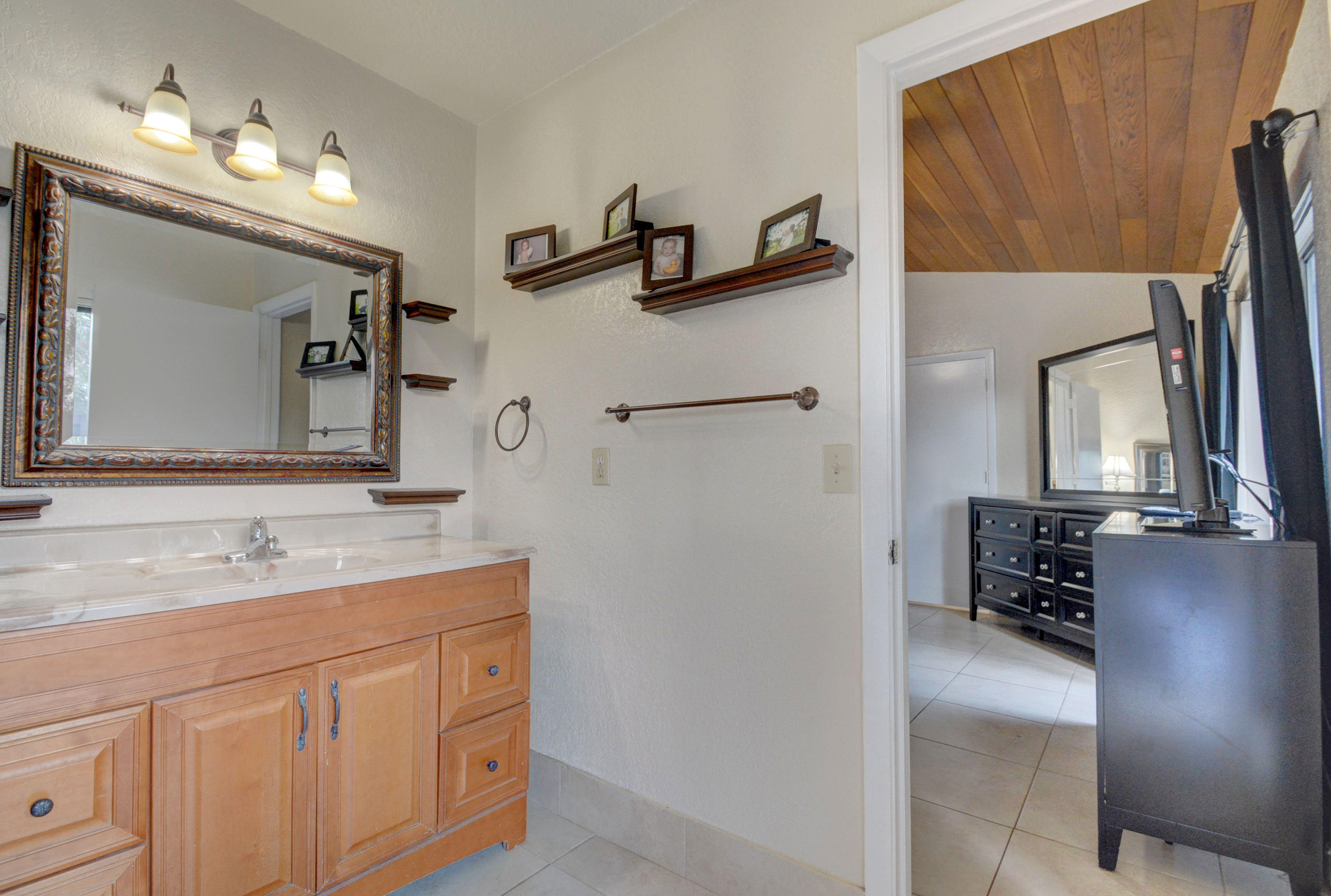 11810 Timbers Way, Unit 50A Boca Raton, FL 33428 - Photo 19 of 39 master bath