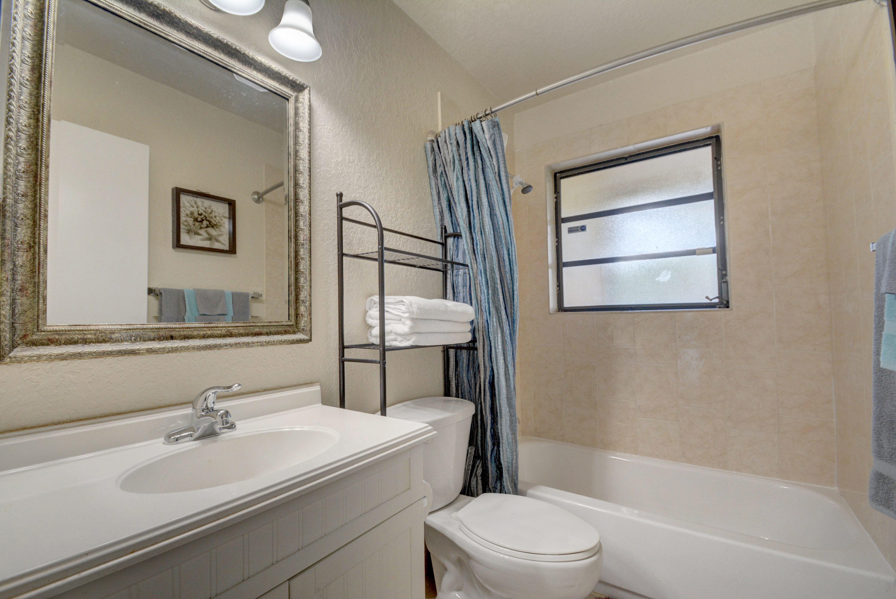 11810 Timbers Way, Unit 50A Boca Raton, FL 33428 - Photo 26 of 39 bathroom 2