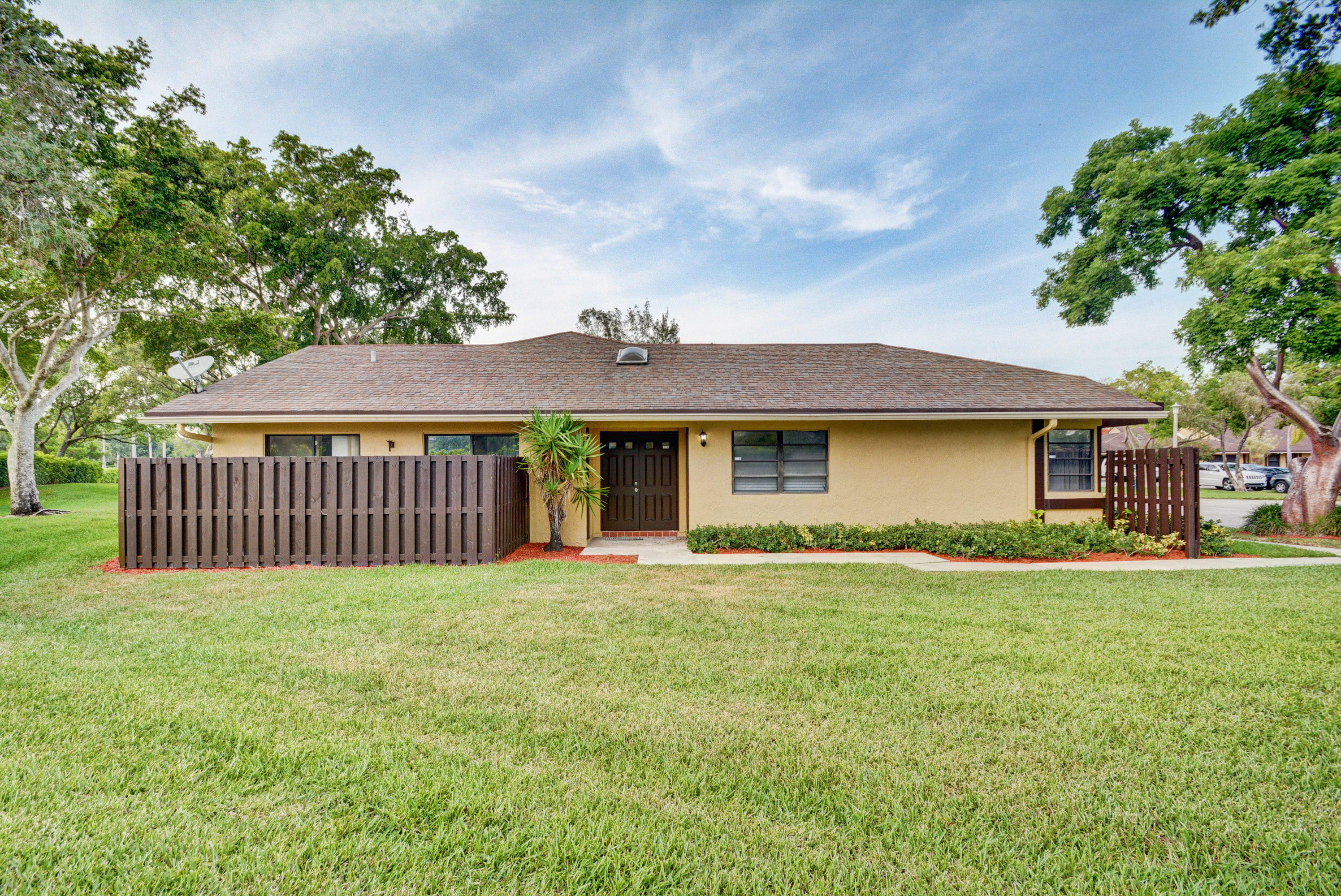 11810 Timbers Way, Unit 50A Boca Raton, FL 33428 - Photo 3 of 39 01_sjs_1854_5_6_7_8